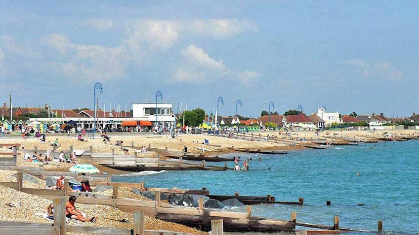 Felpham Garden Chalet Bognor Regis Exterior foto